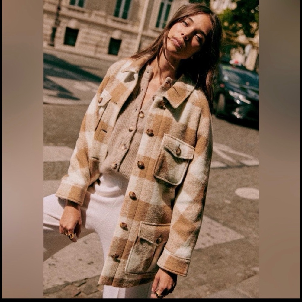 Sezane Paulin Shacket in Camel/Ecru + Free Gift Pouch